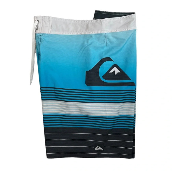 SH676 Mens Quicksilver Surfing Brand Stretch Beach Board Shorts 40 - Picture 1 of 7